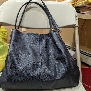 Coach Dalton in Navy pebbled leather shoulder bag - Like New